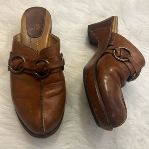 Vtg Frye Boot Cognac Leather Chunky Clog Mules with Buckle 9